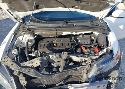 2014 Acura Ilx 2.0L из США, поврежденный, VIN 19VDE1F35EE000108